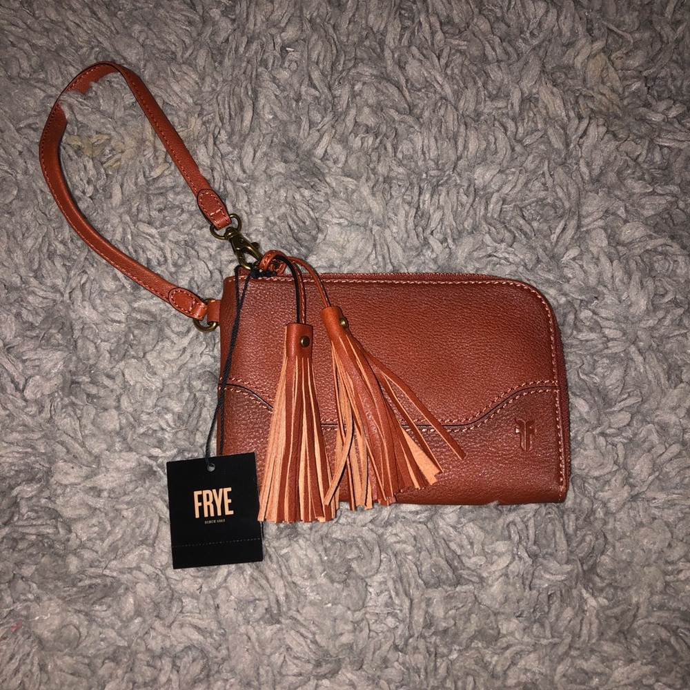 Frye Paige Wristlet
